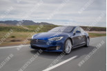 Tesla Model S (13-), Лобове скло